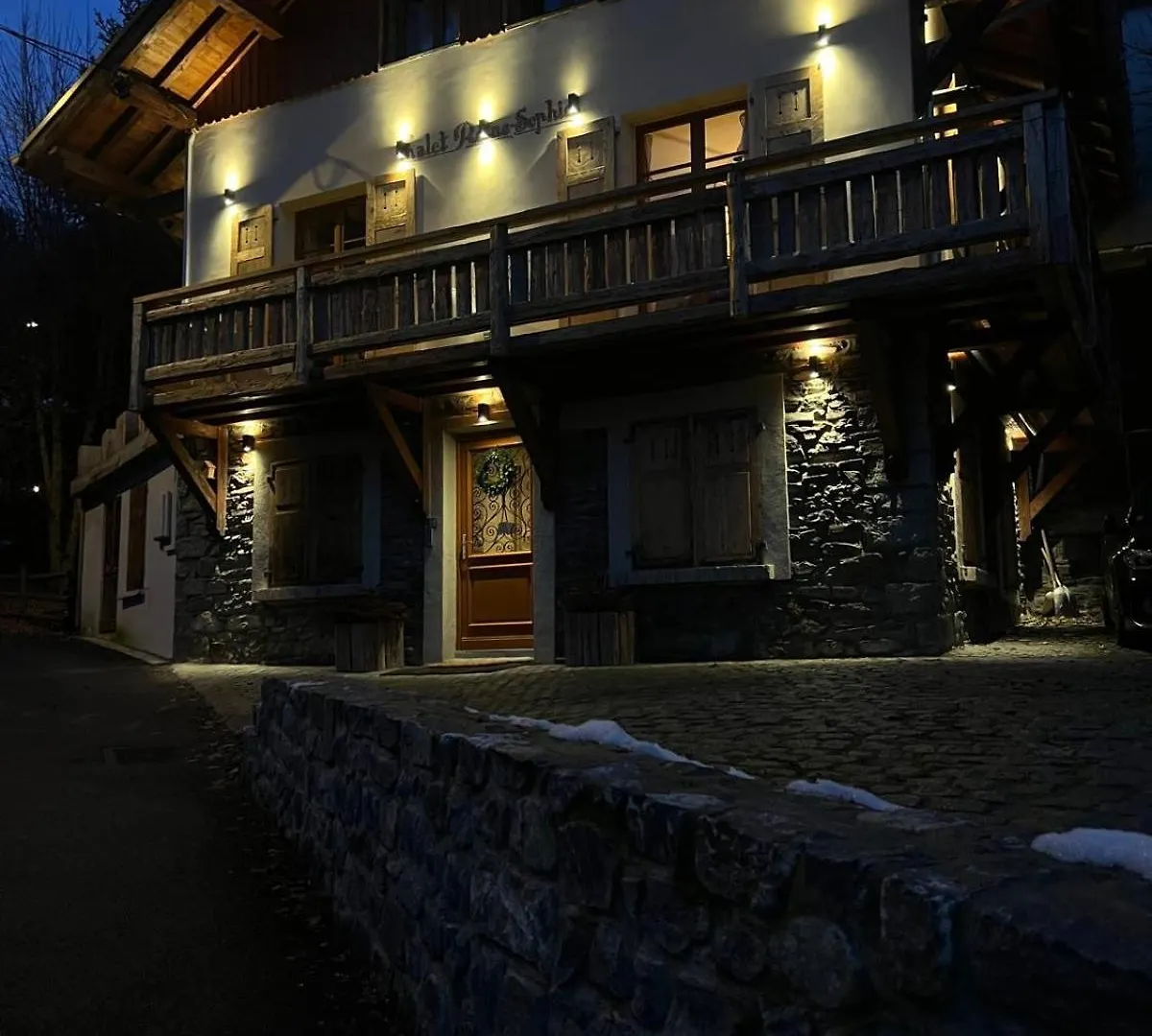 Willa Reine Sophie Megève